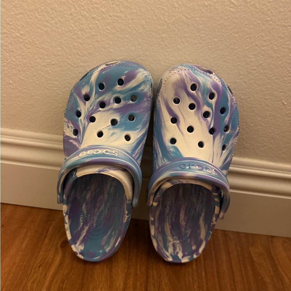 Crocs Unisex Classic Marbled Tie-Dye Clog